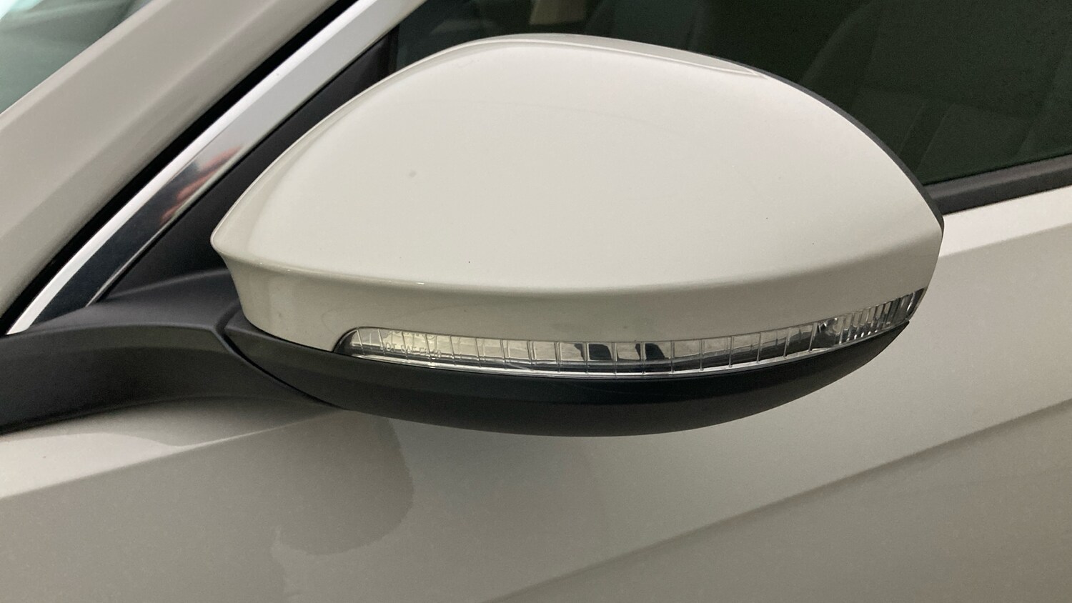 Used Volkswagen T-Roc 2023 for sale - 77906226: Photo 44