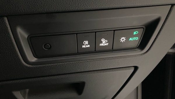 Used Volkswagen Touareg 2018 for sale - 76219617: Photo 29