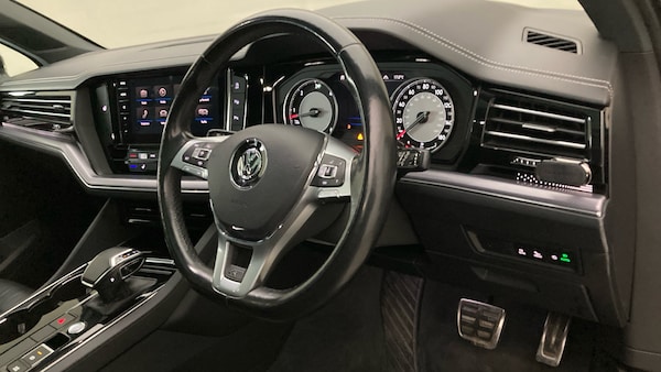 Used Volkswagen Touareg 2018 for sale - 76219617: Photo 6