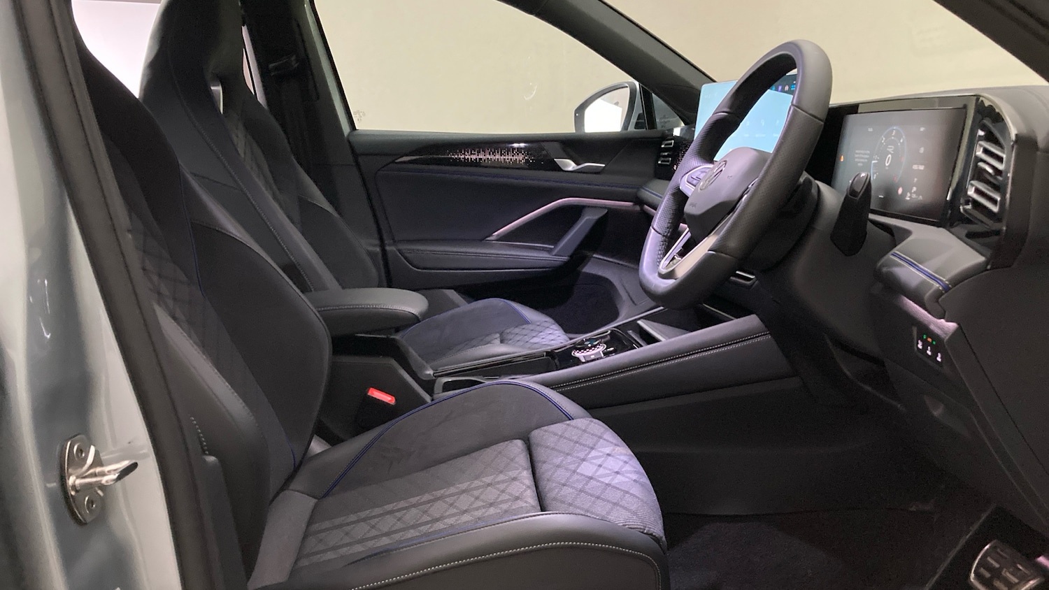 Used Volkswagen Tiguan 2025 for sale - 77298222: Photo 15