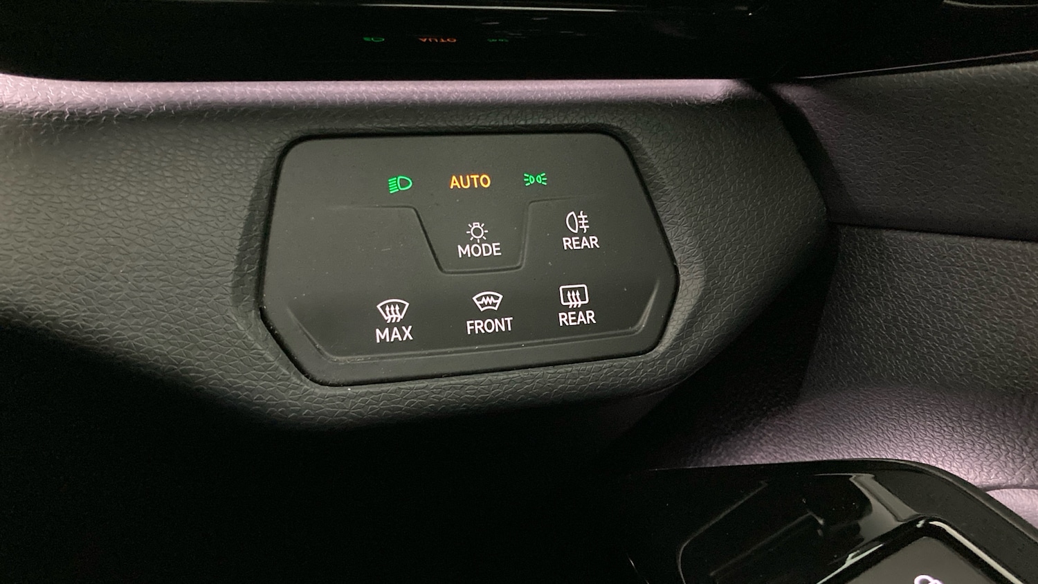 Used Volkswagen ID.4 2022 for sale - 76603256: Photo 32