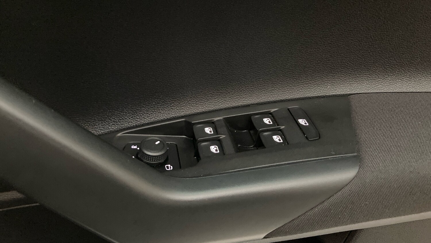 Used Volkswagen Polo 2022 for sale - 77616620: Photo 30