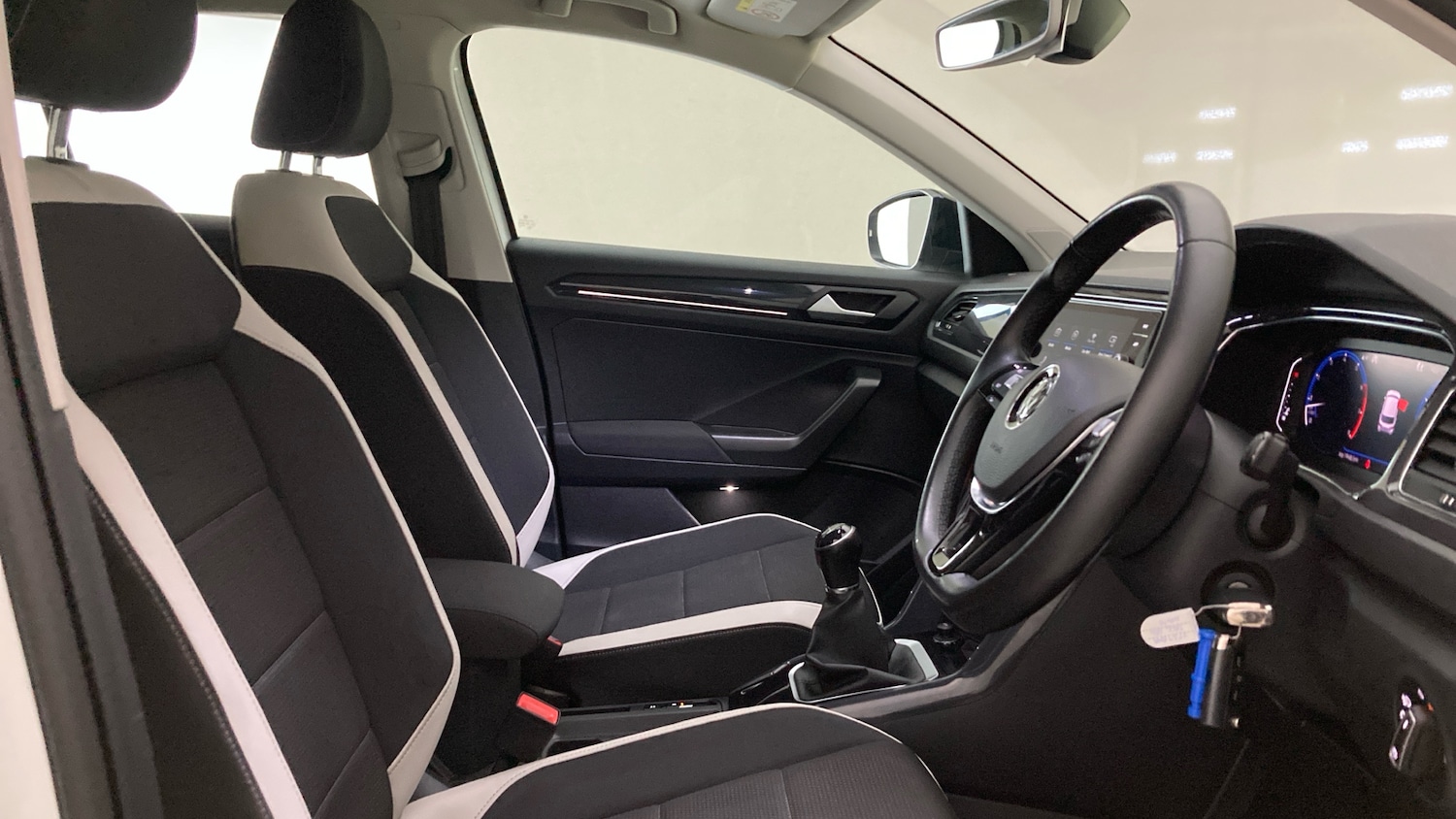 Used Volkswagen T-Roc 2019 for sale - 78015150: Photo 15