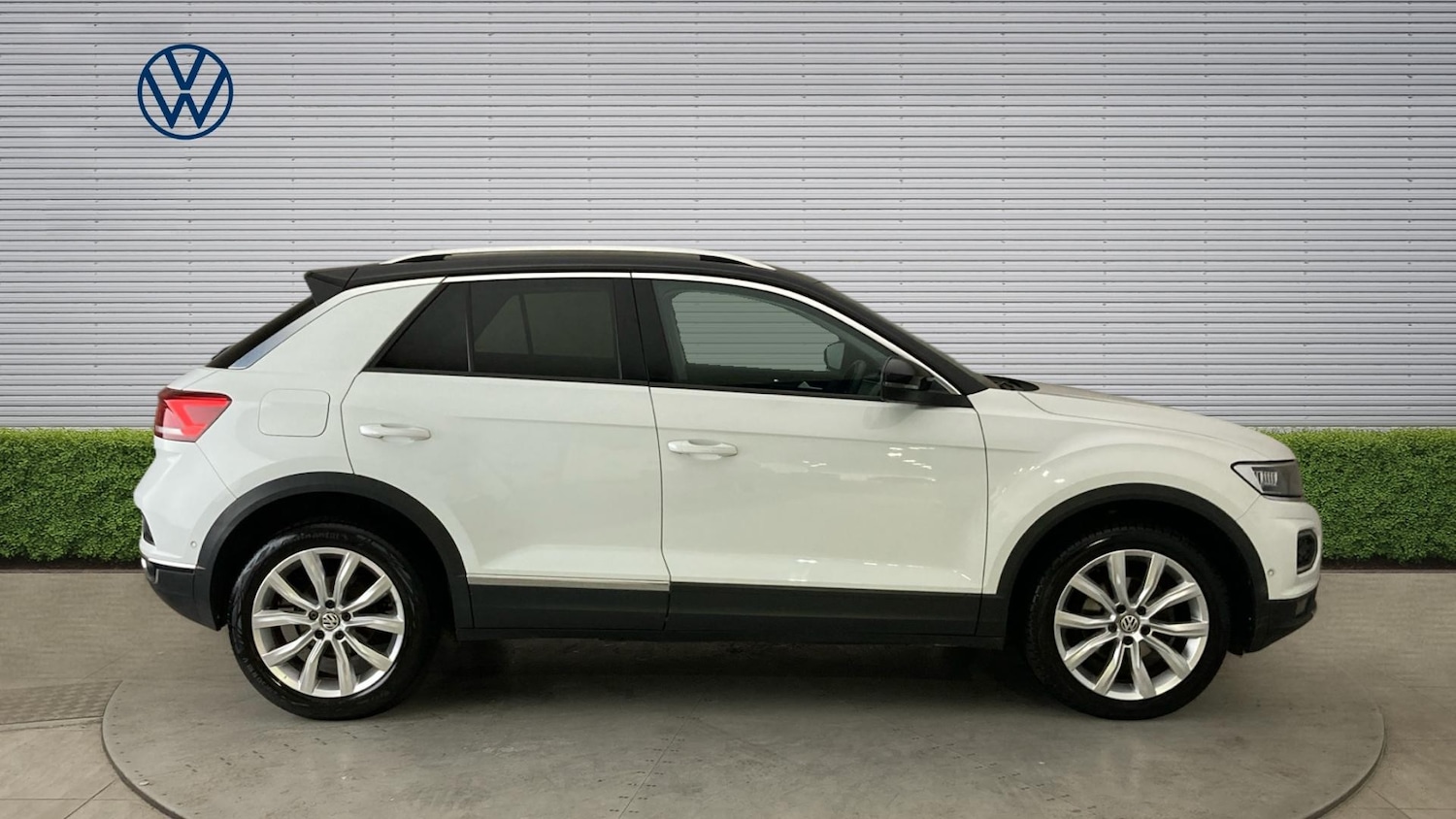 Used Volkswagen T-Roc 2019 for sale - 78015150: Photo 4