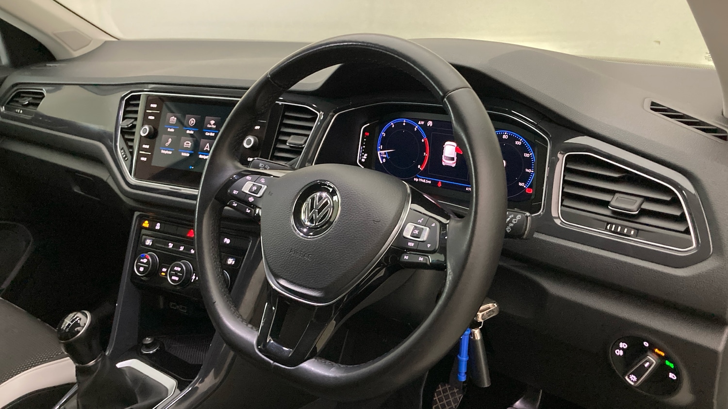 Used Volkswagen T-Roc 2019 for sale - 78015150: Photo 6