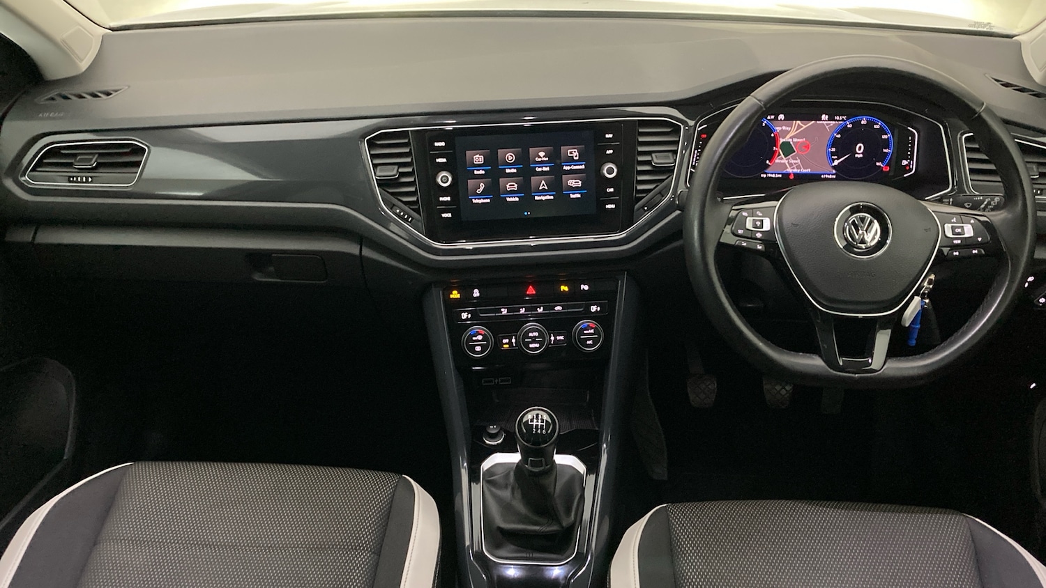 Used Volkswagen T-Roc 2019 for sale - 78015150: Photo 9