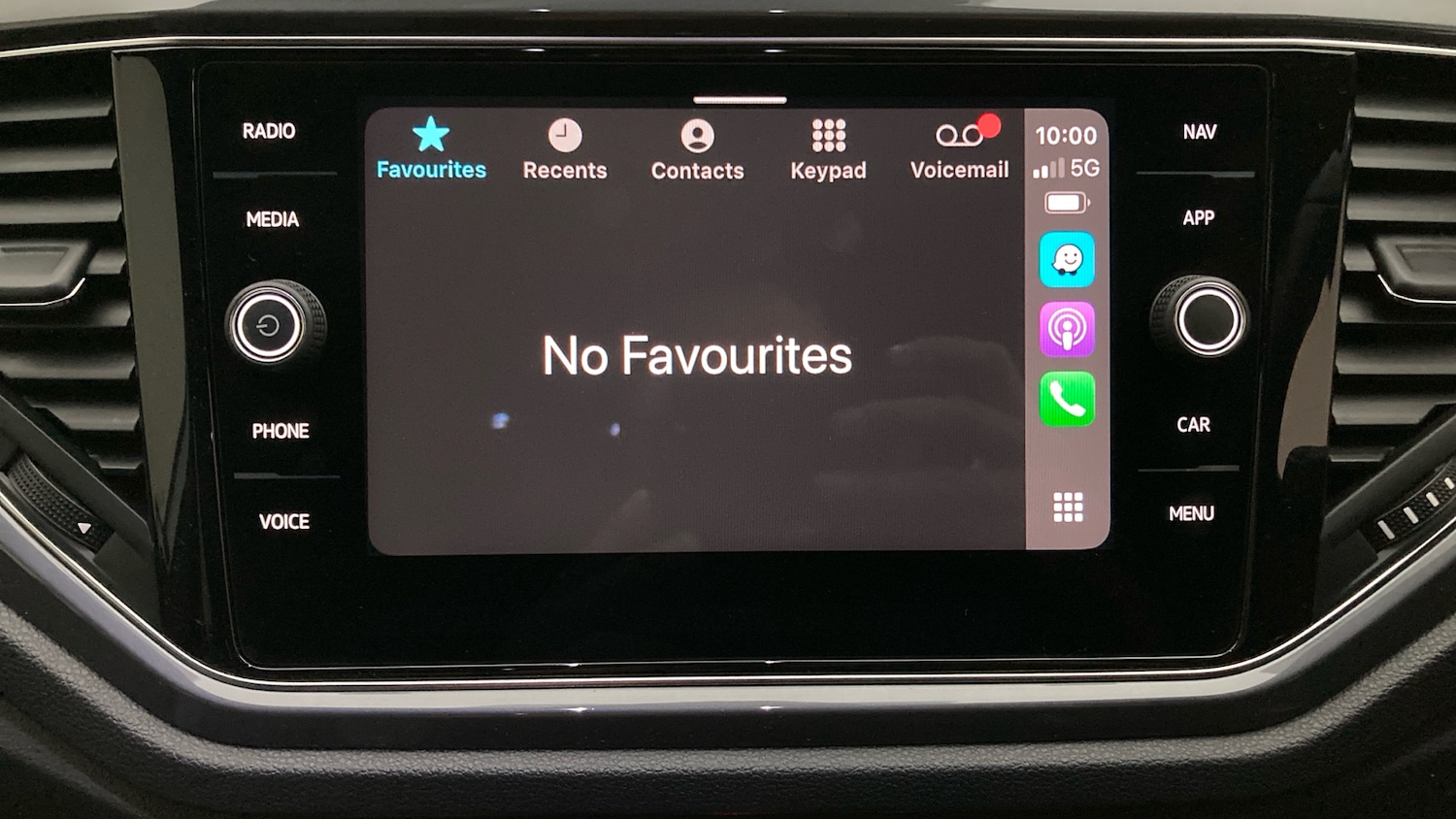 Used Volkswagen T-Roc 2022 for sale - 76101210: Photo 23