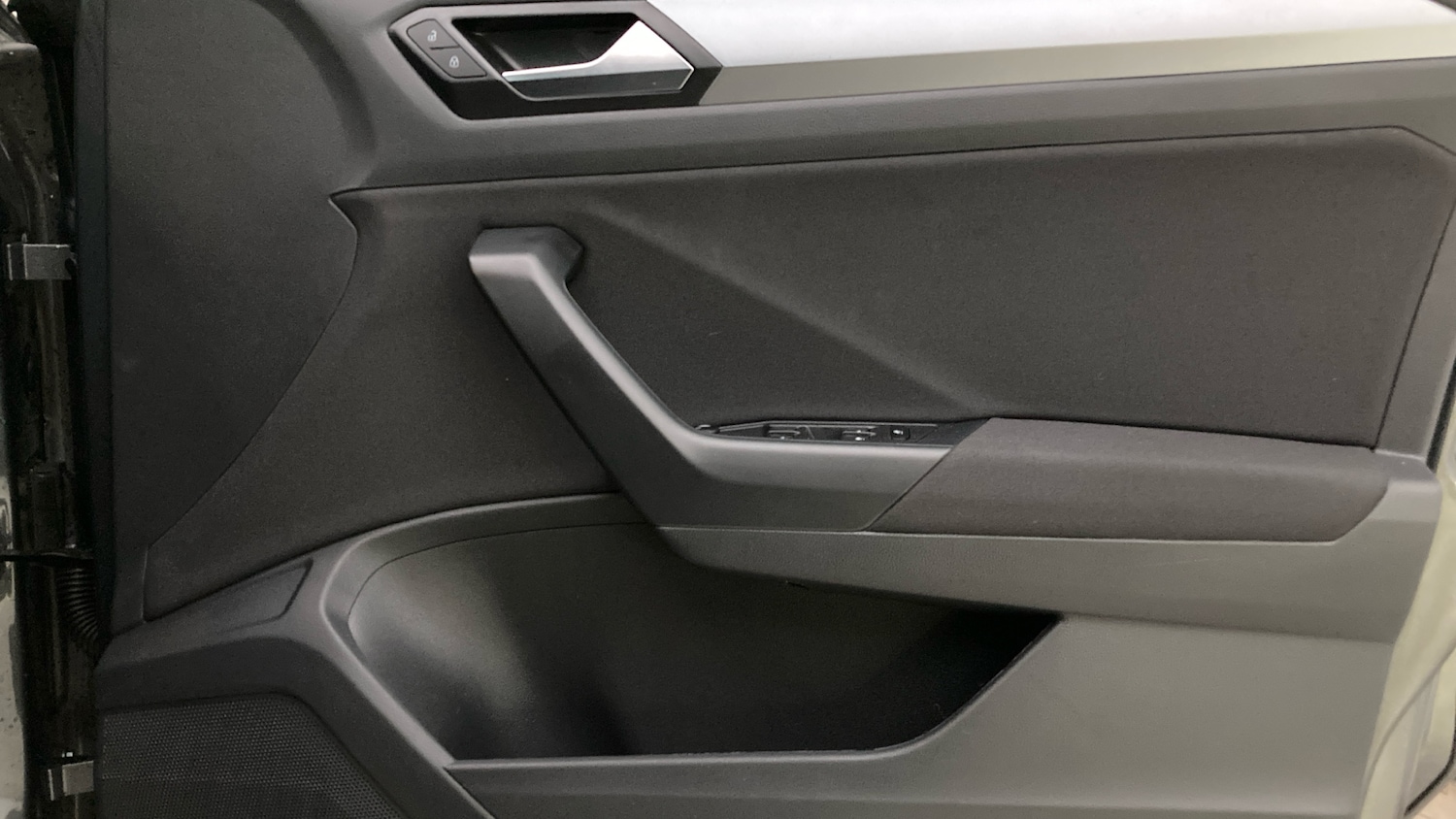 Used Volkswagen T-Roc 2025 for sale - 76907669: Photo 19