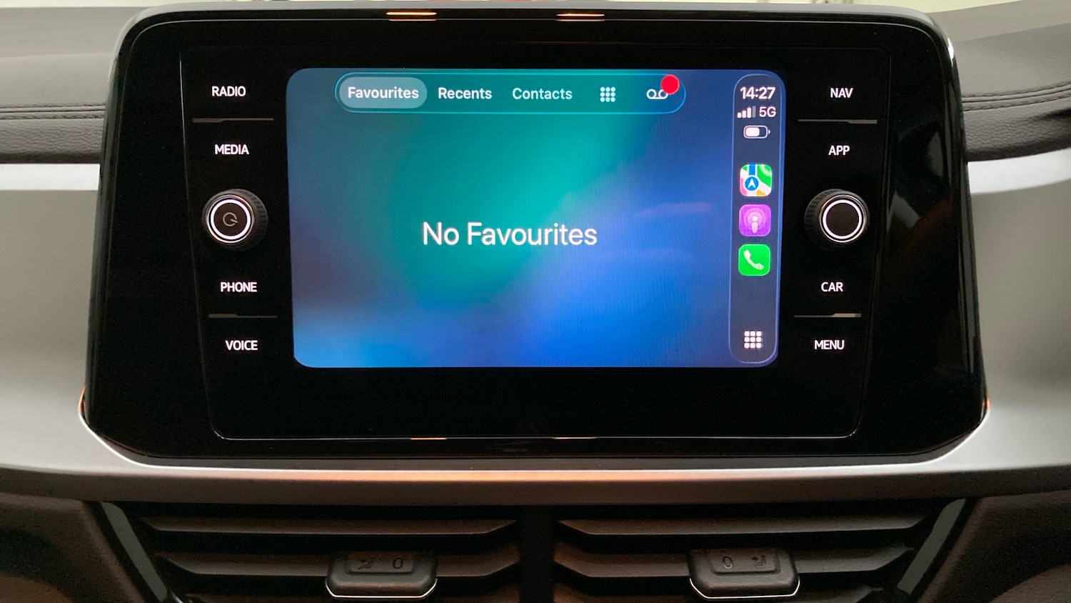 Used Volkswagen T-Roc 2025 for sale - 76907669: Photo 23