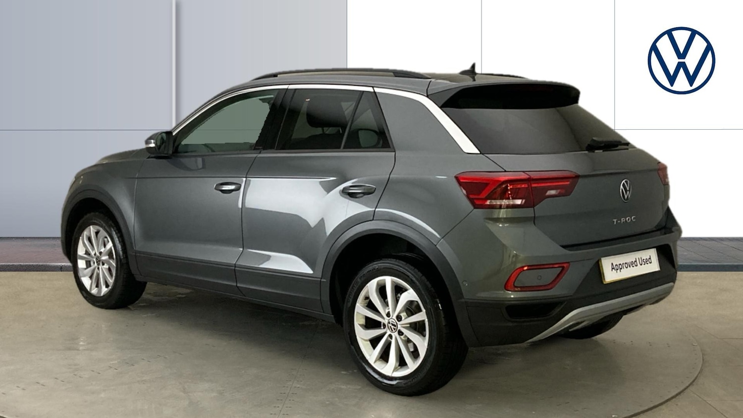 Used Volkswagen T-Roc 2025 for sale - 76907669: Photo 3