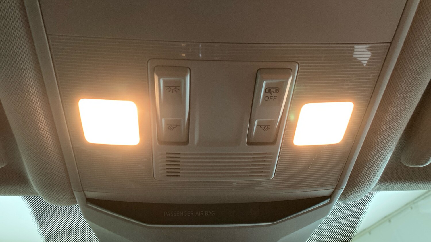 Used Volkswagen T-Roc 2025 for sale - 76907669: Photo 33