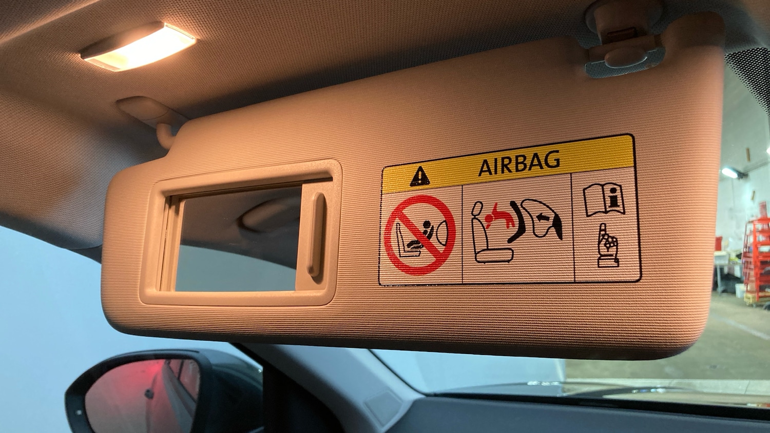 Used Volkswagen T-Roc 2025 for sale - 76907669: Photo 35