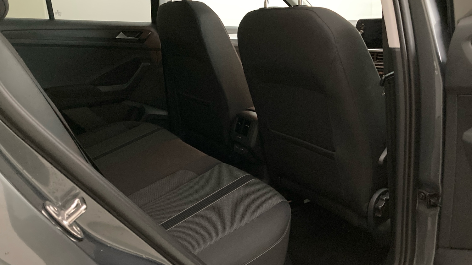 Used Volkswagen T-Roc 2025 for sale - 76907669: Photo 36