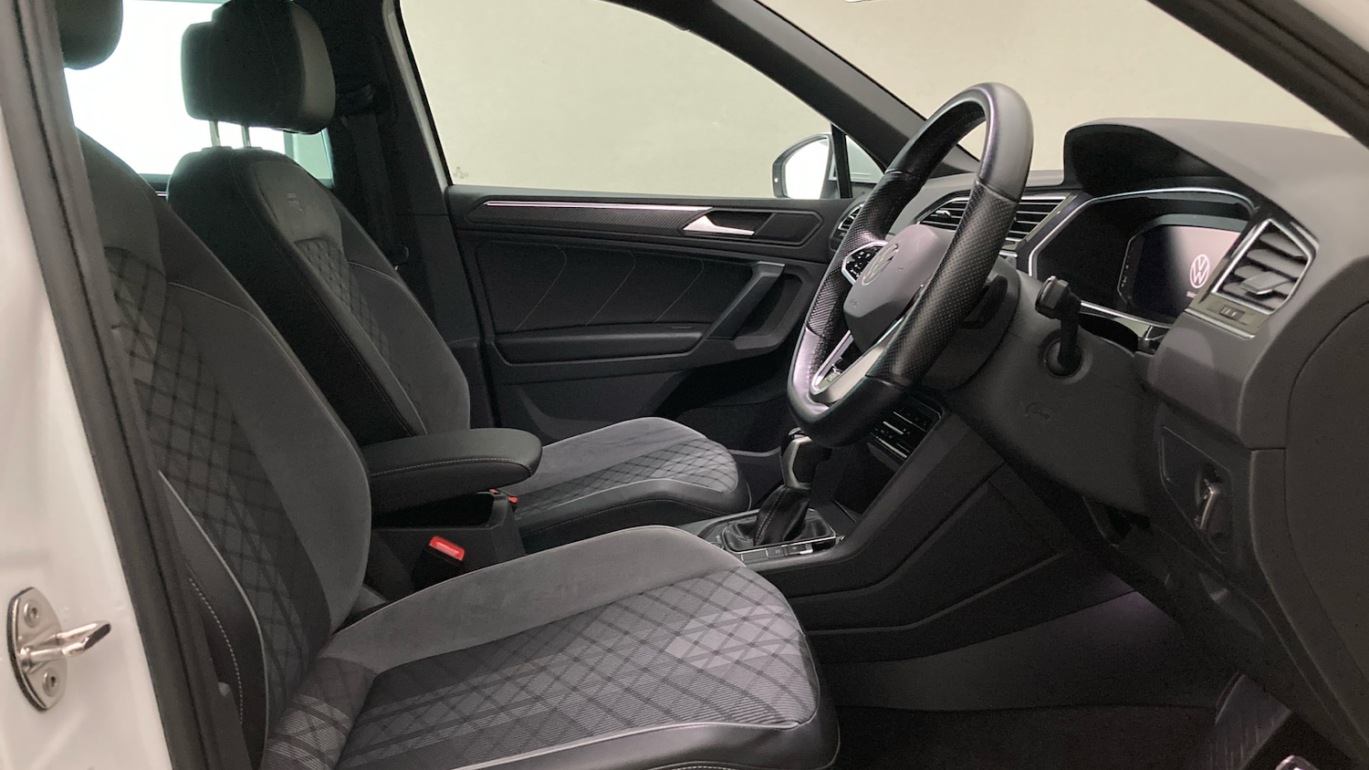 Used Volkswagen Tiguan 2022 for sale - 76976922: Photo 15