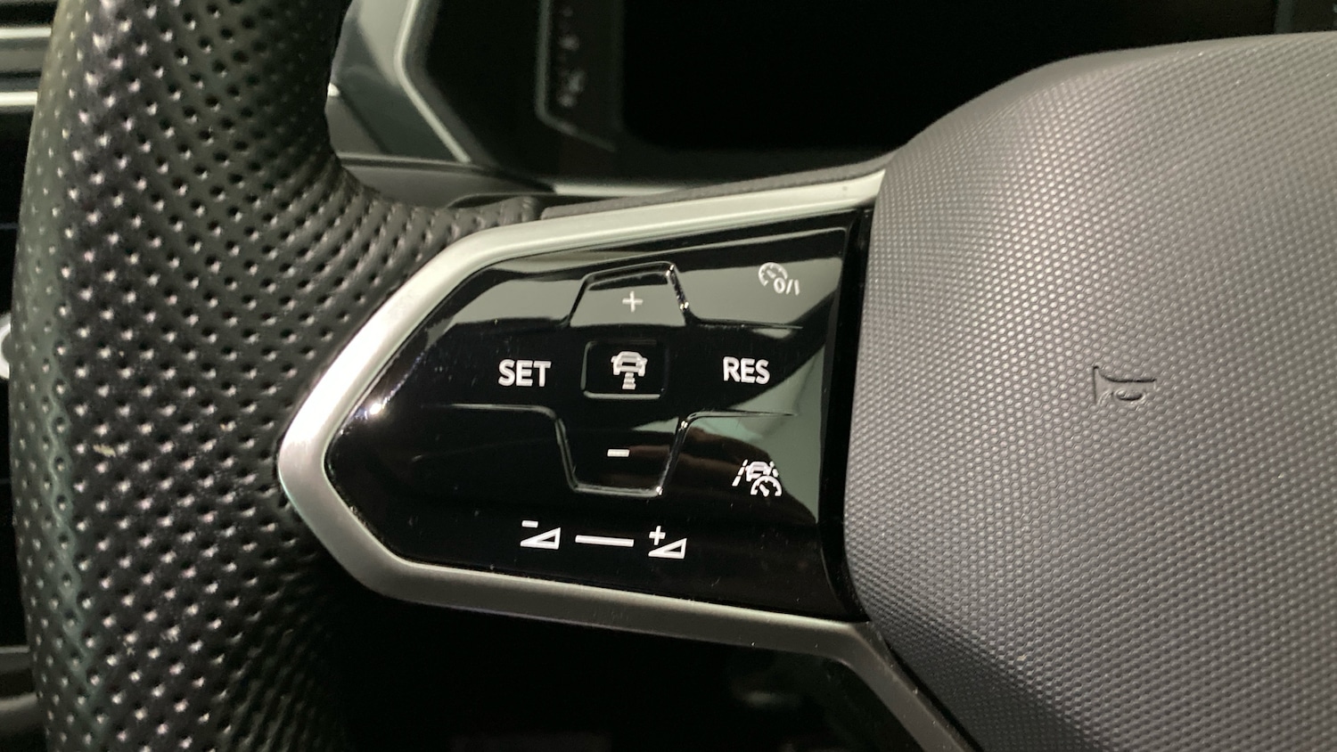 Used Volkswagen Tiguan 2022 for sale - 76976922: Photo 17