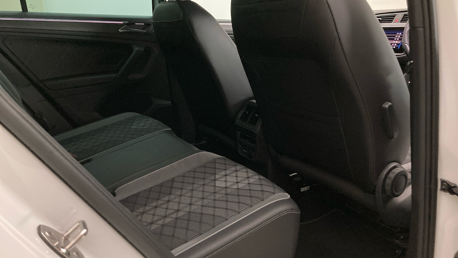 Used Volkswagen Tiguan 2022 for sale - 76976922: Photo 37