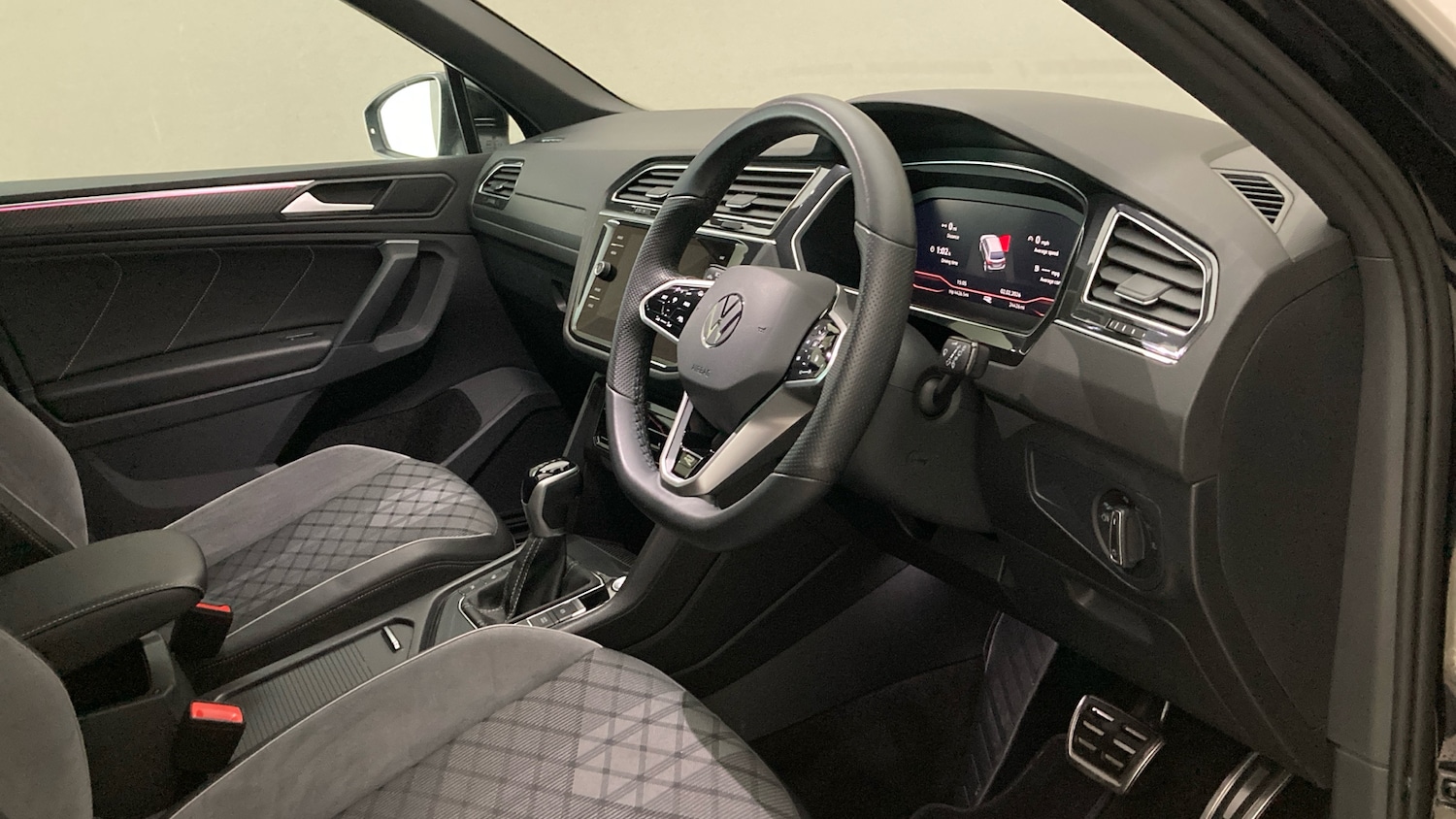 Used Volkswagen Tiguan 2023 for sale - 77450296: Photo 6