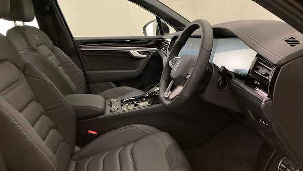 Used Volkswagen Touareg 2025 for sale - 76329899: Photo 15