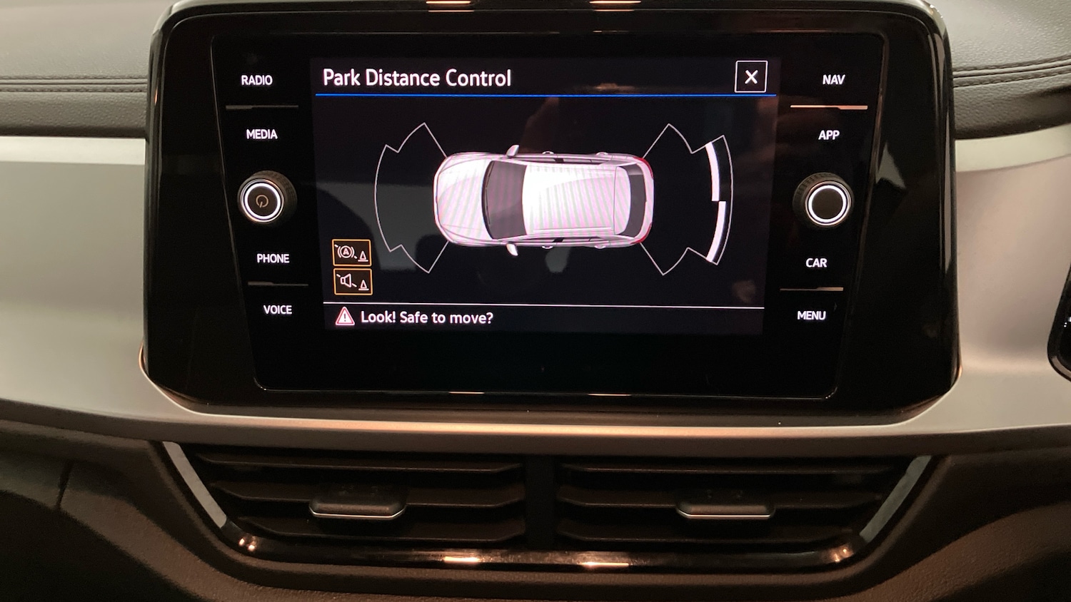 Used Volkswagen T-Roc 2023 for sale - 77775007: Photo 21