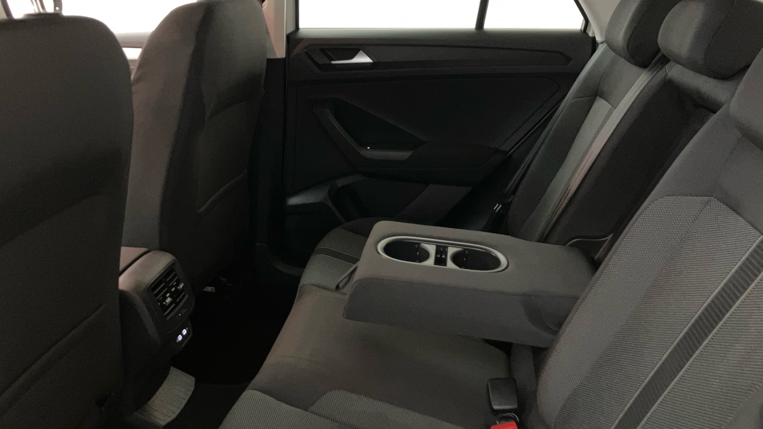 Used Volkswagen T-Roc 2023 for sale - 77775007: Photo 23