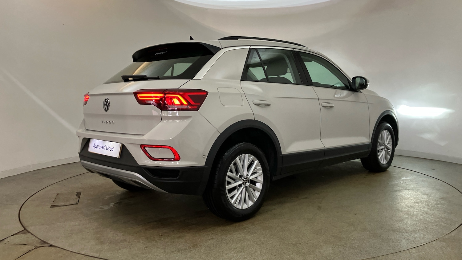 Used Volkswagen T-Roc 2023 for sale - 77775007: Photo 33