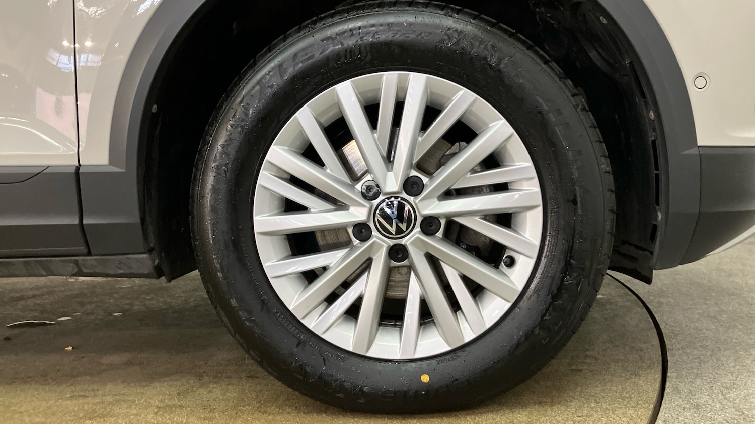 Used Volkswagen T-Roc 2023 for sale - 77775007: Photo 5