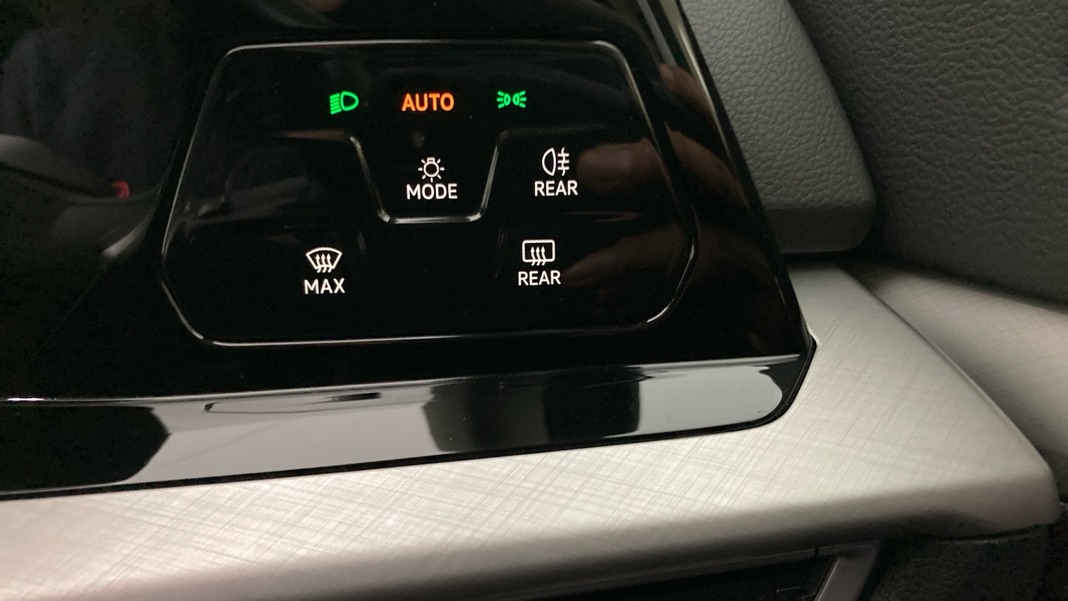 Used Volkswagen Golf 2023 for sale - 76184293: Photo 32