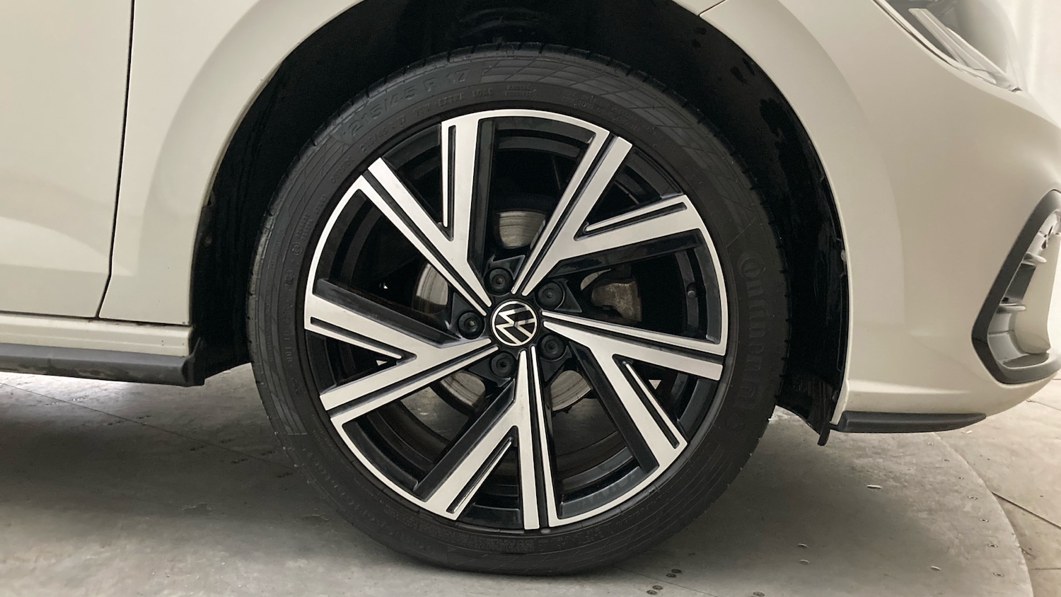 Used Volkswagen Polo 2023 for sale - 77113260: Photo 5