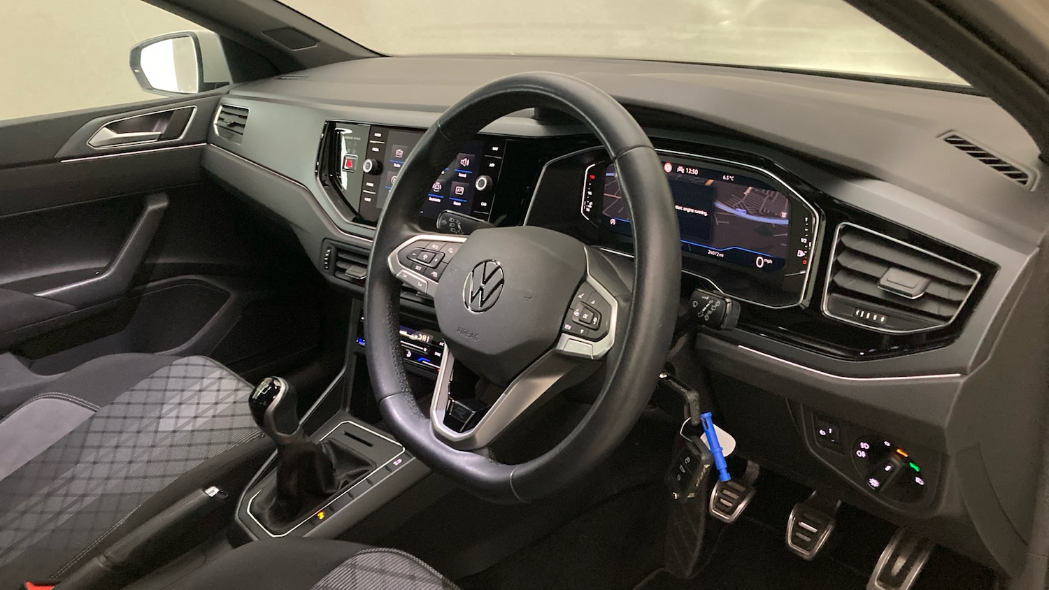 Used Volkswagen Polo 2023 for sale - 77113260: Photo 6