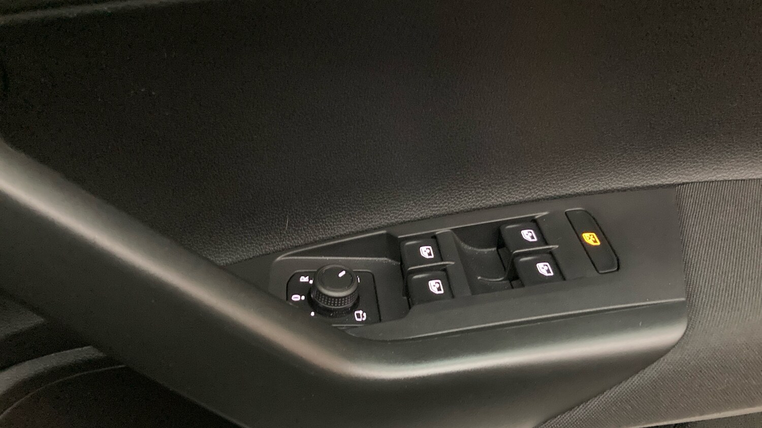 Used Volkswagen Taigo 2024 for sale - 77595182: Photo 28