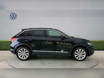 Used Volkswagen T-Roc 2018 for sale - 78257994: Photo