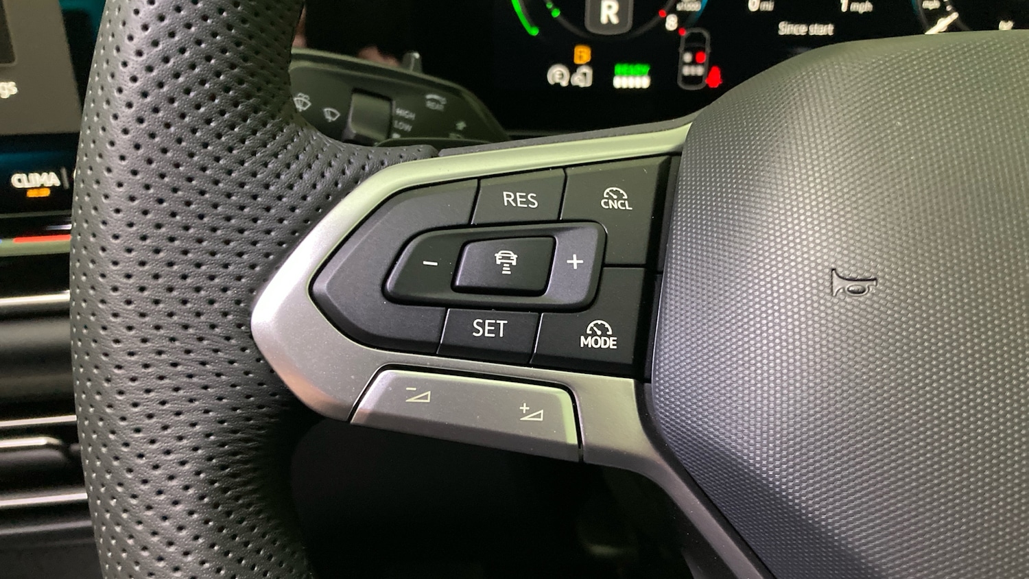 Used Volkswagen Tiguan 2025 for sale - 77086438: Photo 17