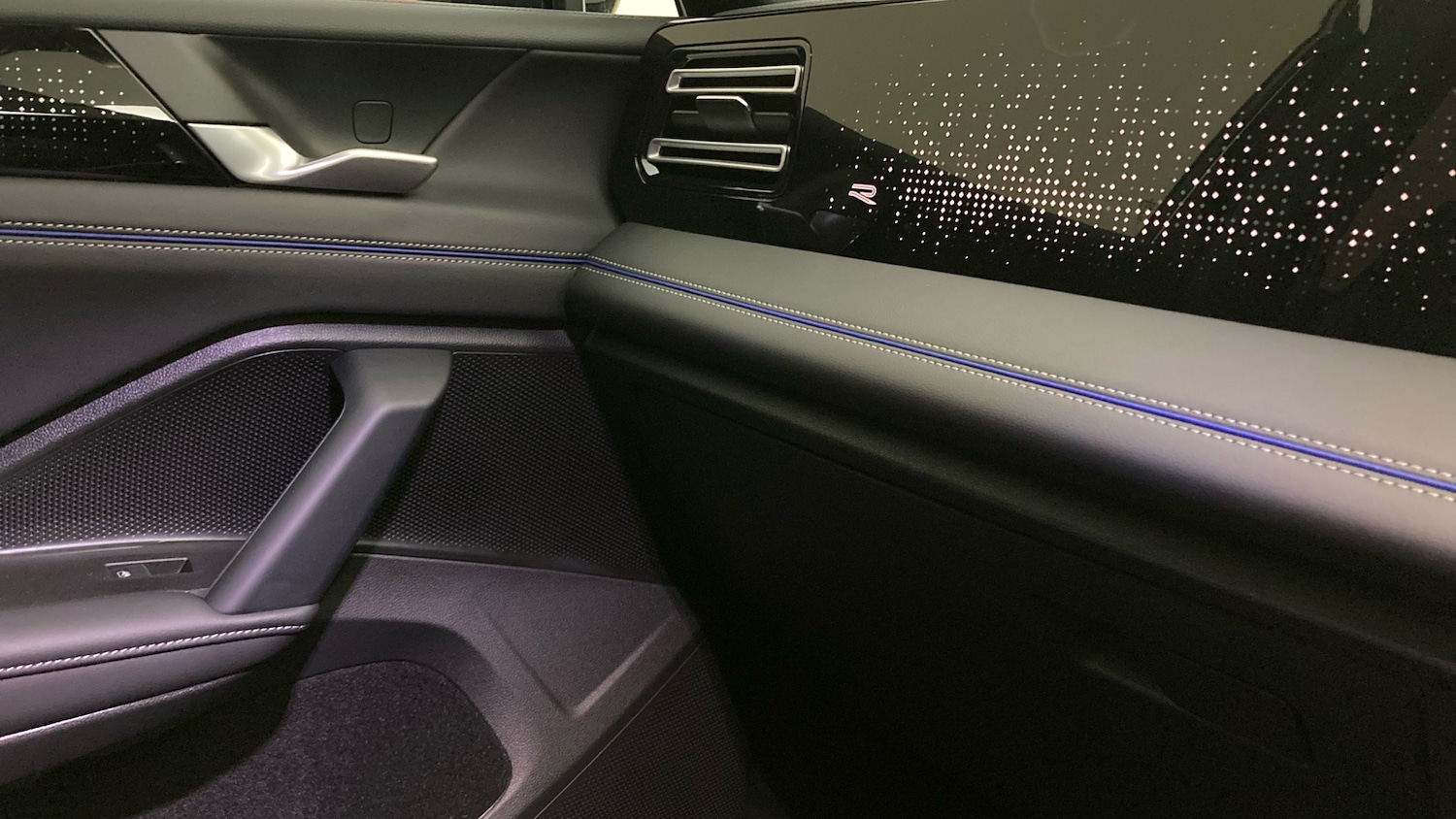 Used Volkswagen Tiguan 2025 for sale - 77086438: Photo 31