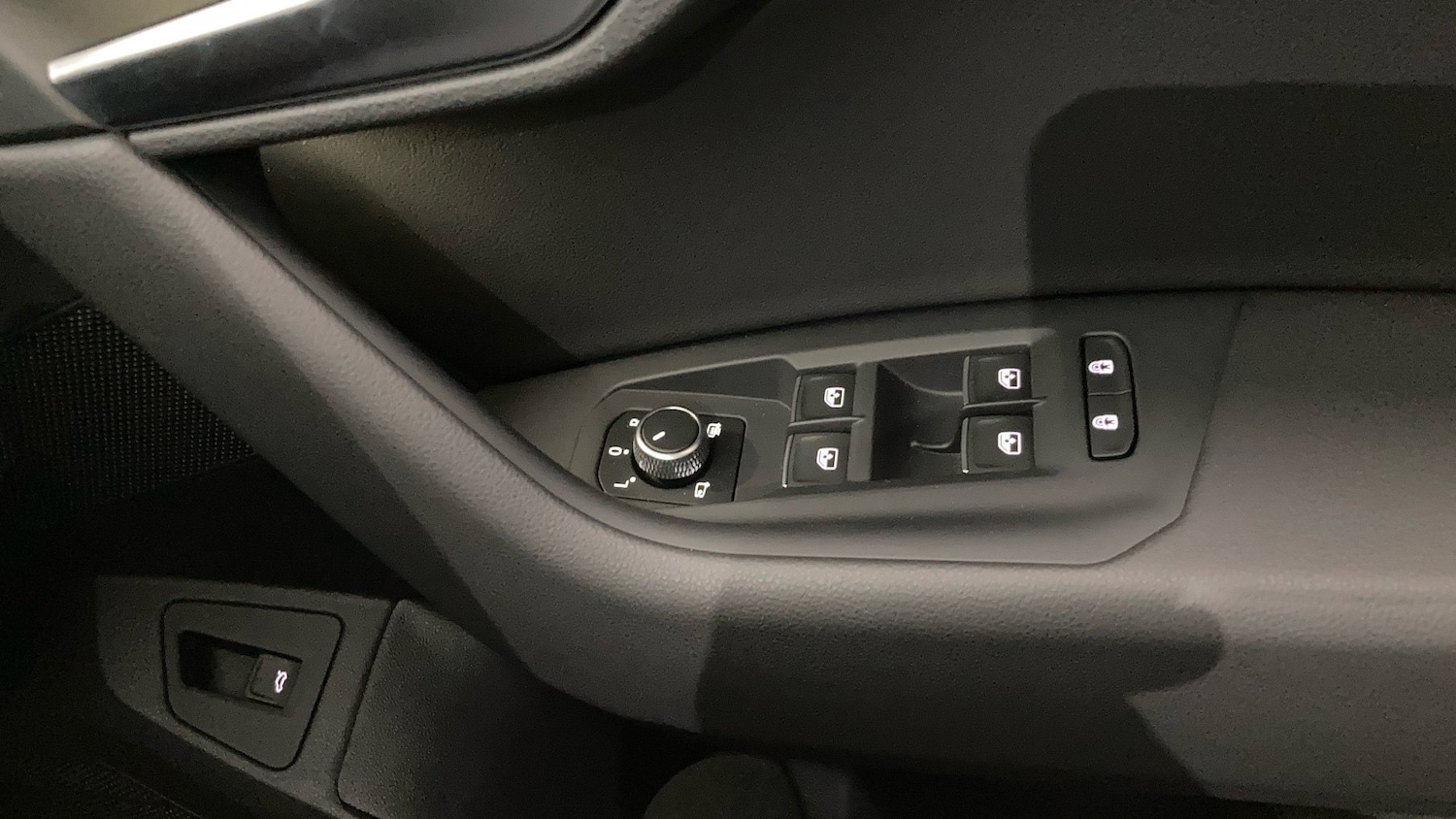 Used Volkswagen Touareg 2025 for sale - 77095653: Photo 30