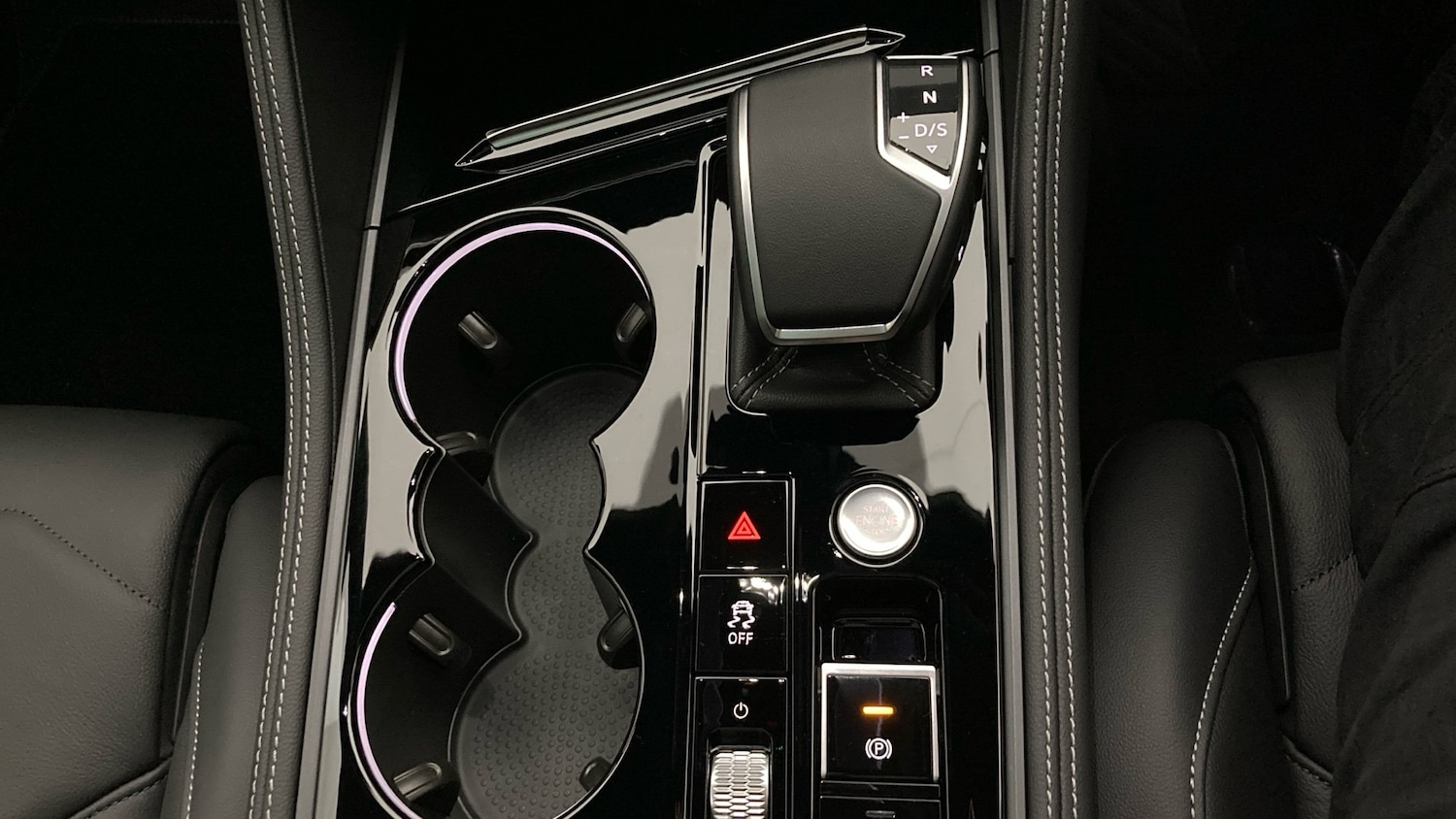 Used Volkswagen Touareg 2025 for sale - 77095653: Photo 32