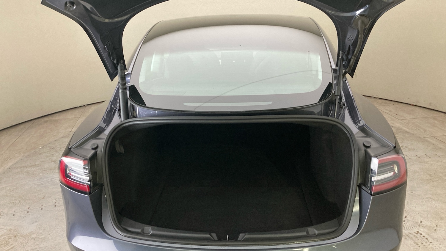 Used Tesla Model 3 2021 for sale - 77622309: Photo 20