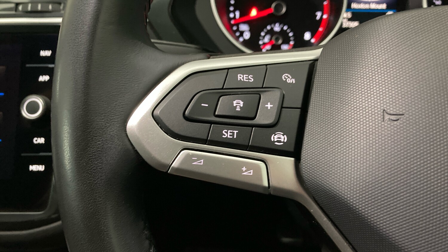 Used Volkswagen Tiguan 2021 for sale - 77701220: Photo 17