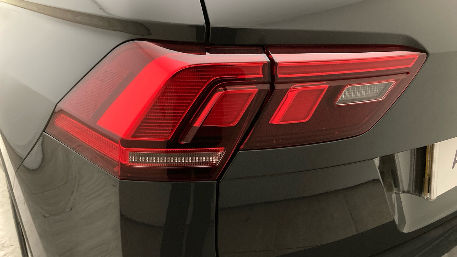 Used Volkswagen Tiguan 2021 for sale - 77701220: Photo 40