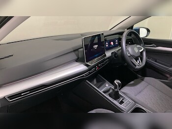 Used Volkswagen Golf 2024 for sale - 77431588: Photo