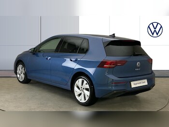 Used Volkswagen Golf 2024 for sale - 77431588: Photo