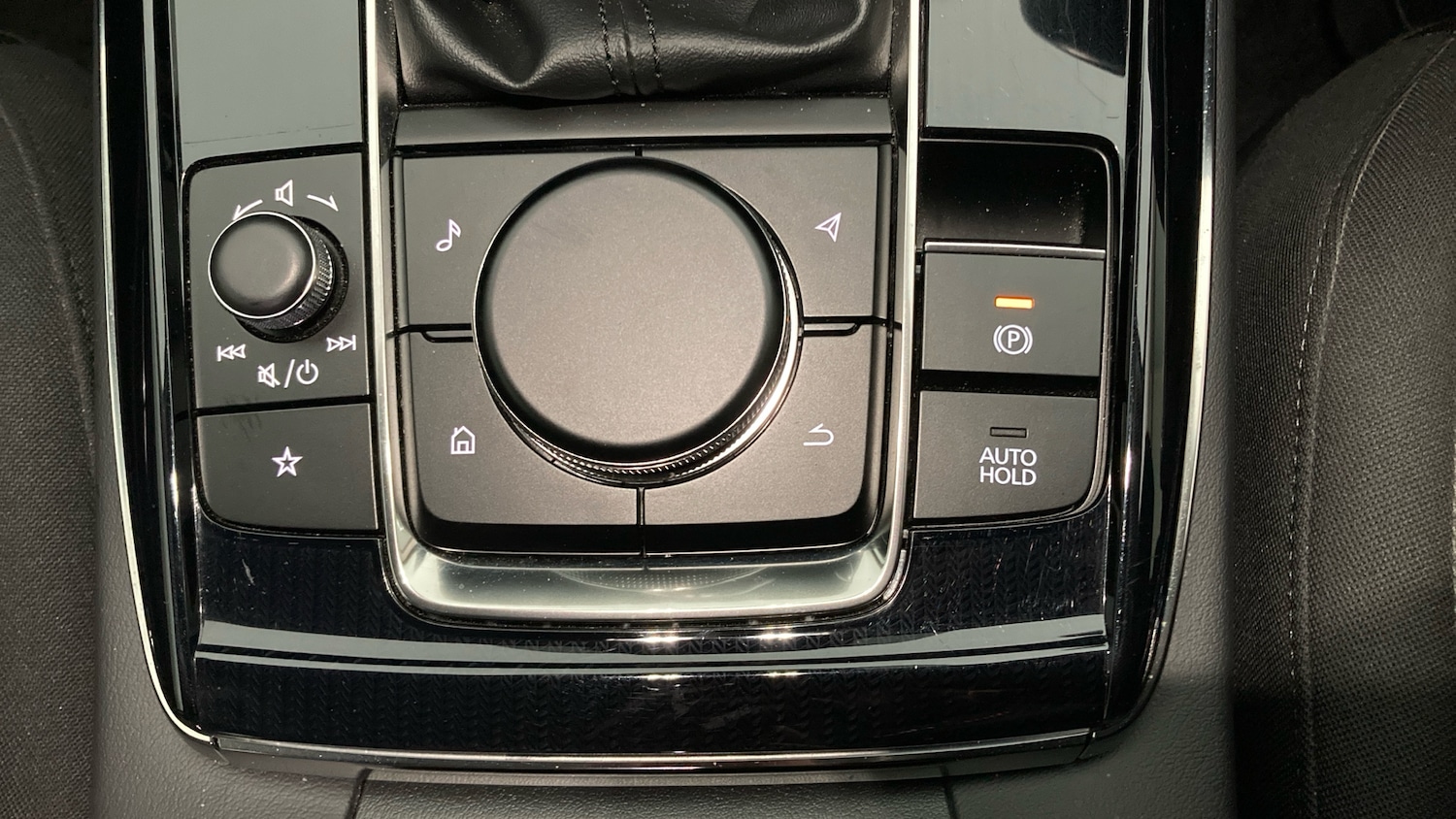 Used Mazda CX-30 2024 for sale - 76720395: Photo 31