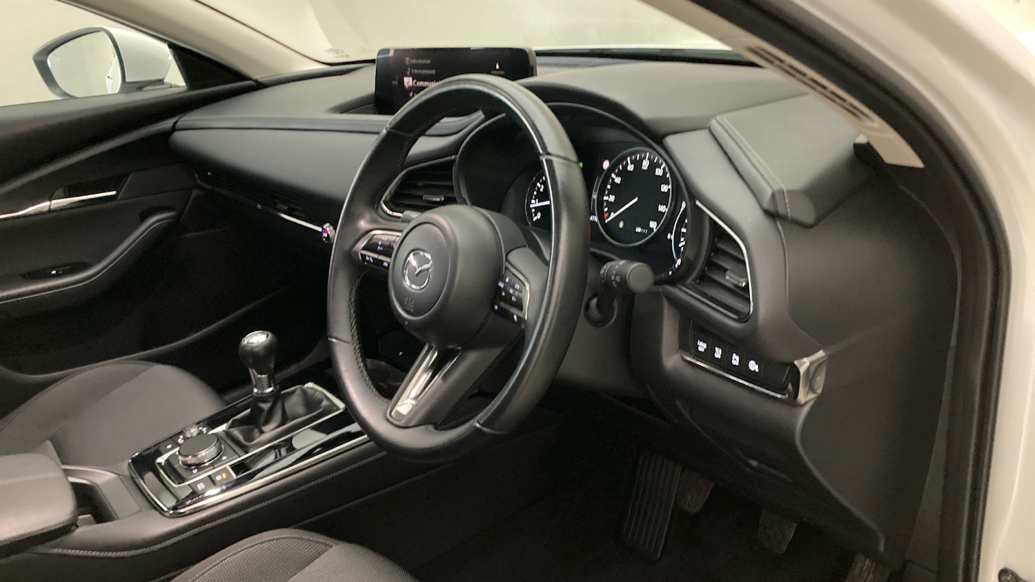 Used Mazda CX-30 2024 for sale - 76720395: Photo 6