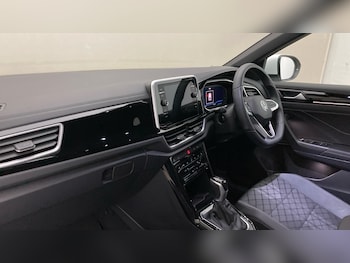 Used Volkswagen T-Roc 2025 for sale - 78164690: Photo