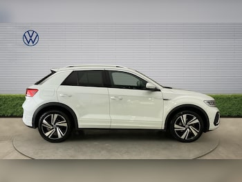 Used Volkswagen T-Roc 2024 for sale - 78454915: Photo