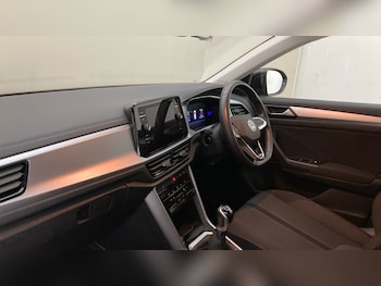 Used Volkswagen T-Roc 2022 for sale - 79549084: Photo