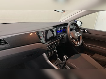 Used Volkswagen Polo 2023 for sale - 77903798: Photo