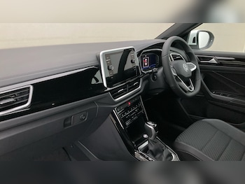Used Volkswagen T-Roc 2026 for sale - 78900004: Photo
