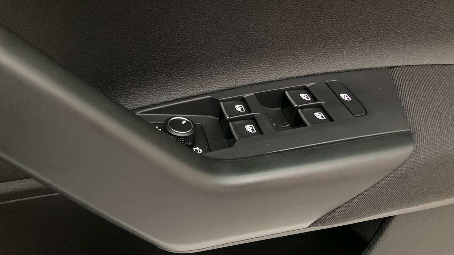 Used Volkswagen Taigo 2025 for sale - 77323800: Photo 30