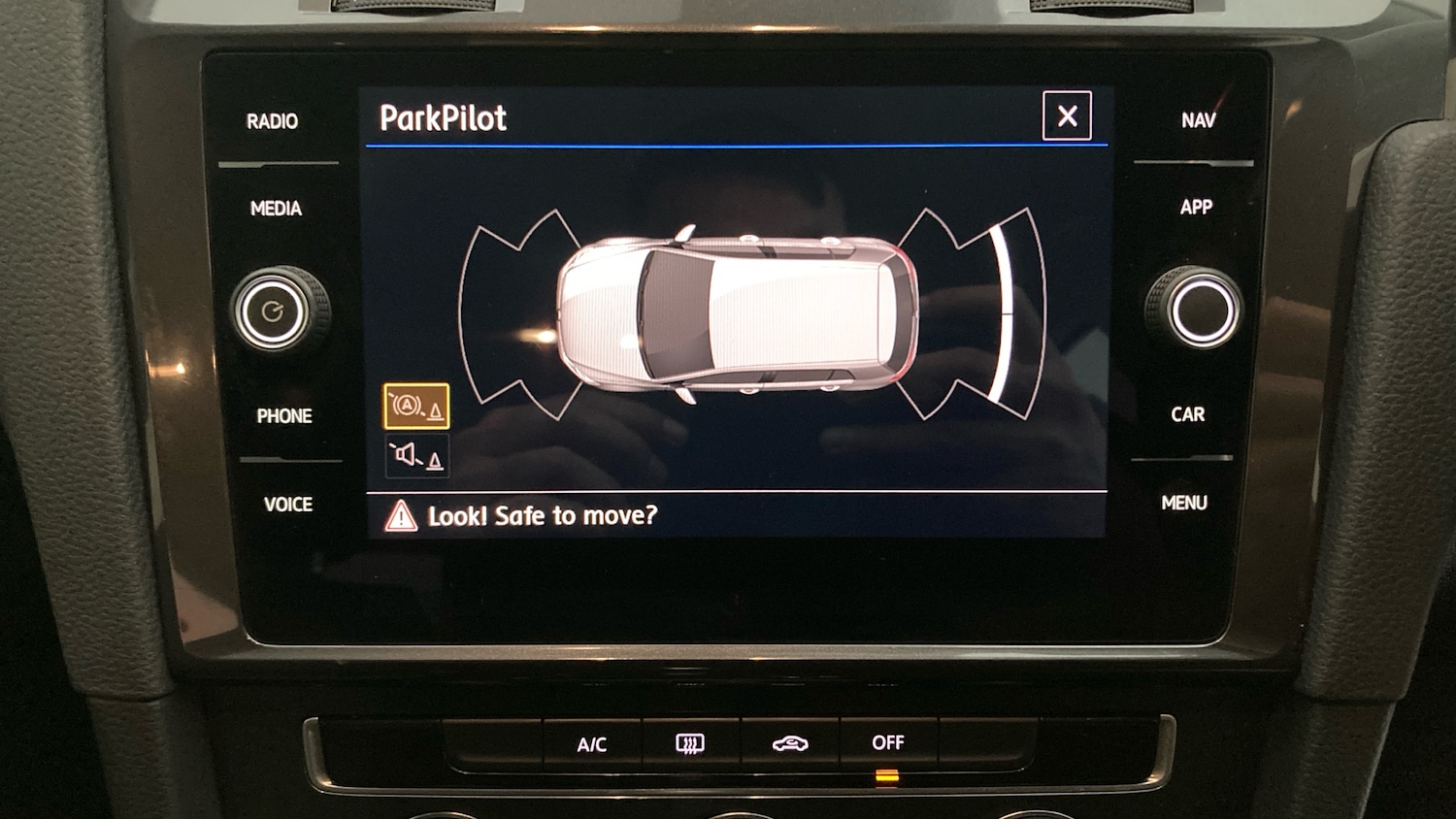 Used Volkswagen Golf 2017 for sale - 76500035: Photo 28