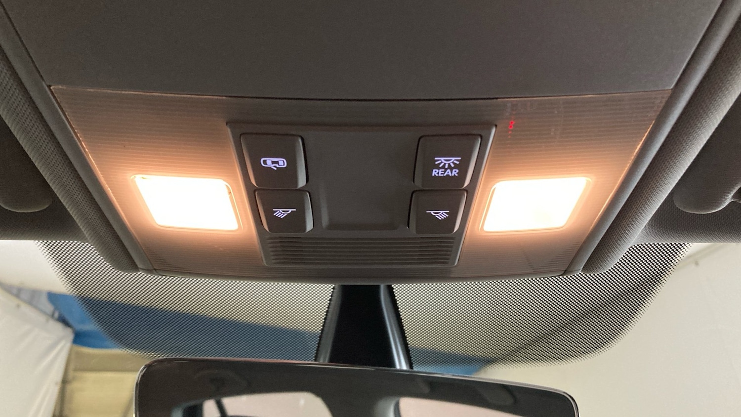 Used Volkswagen Golf 2017 for sale - 76500035: Photo 31